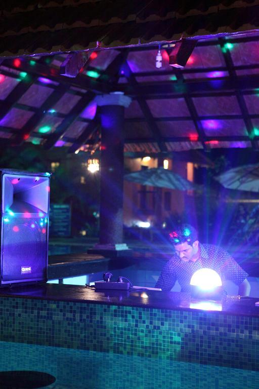 Poovar Island Resort Kültér fotó